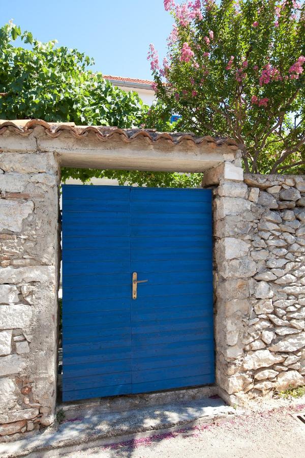 Appartamento Kuca Za Odmor Toksini Zara Esterno foto